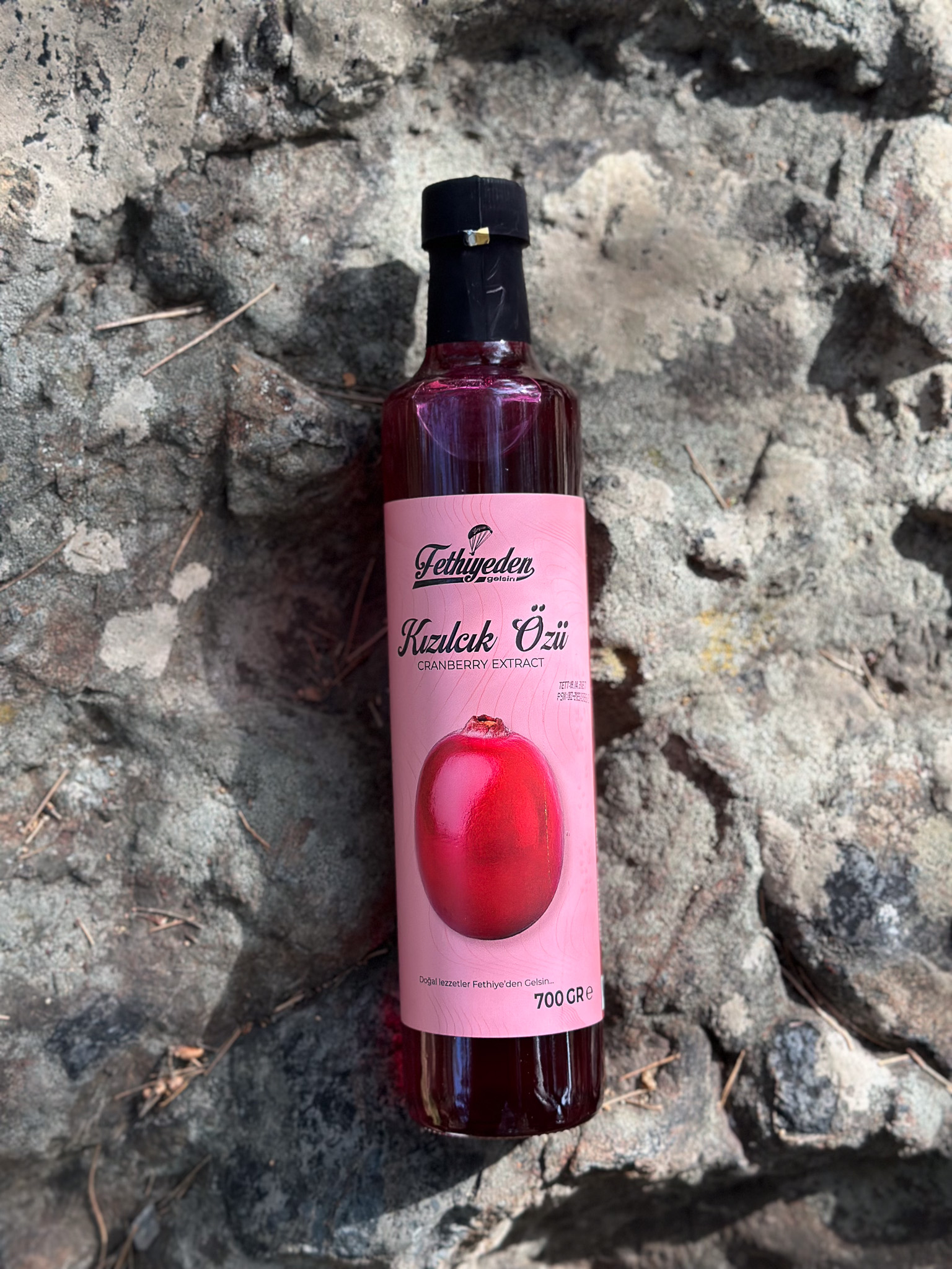 Organik Kızılcık Özü 700 Gr